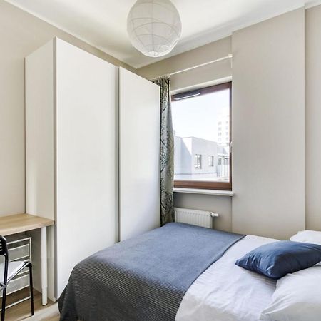 Mg Apartments Gieldowa Варшава Екстериор снимка