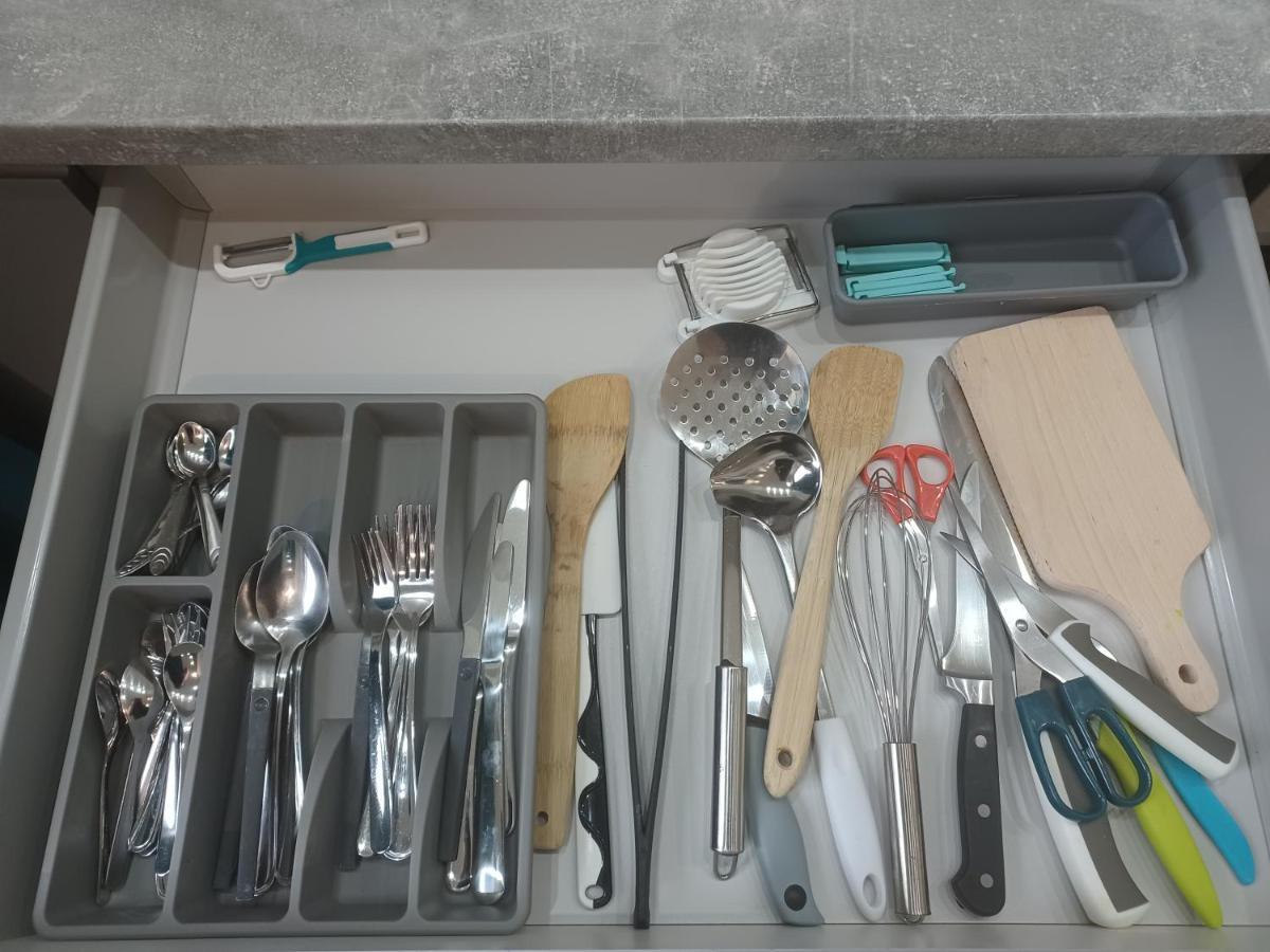 Mg Apartments Gieldowa Варшава Екстериор снимка