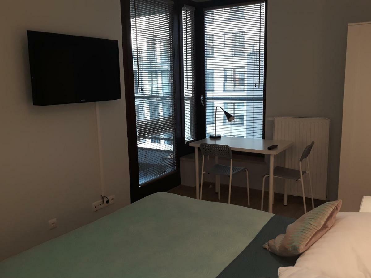 Mg Apartments Gieldowa Варшава Екстериор снимка